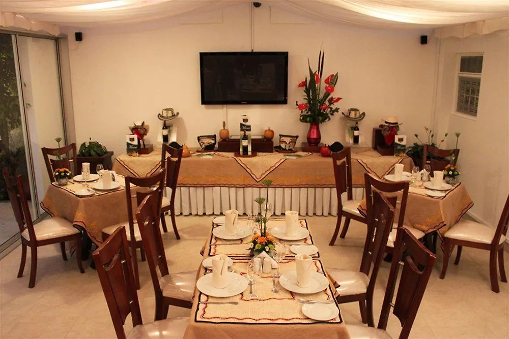 Hotel Marbella Chico ボゴタ 3*,