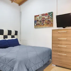 Poblado Brownstone , Medellin Colombia